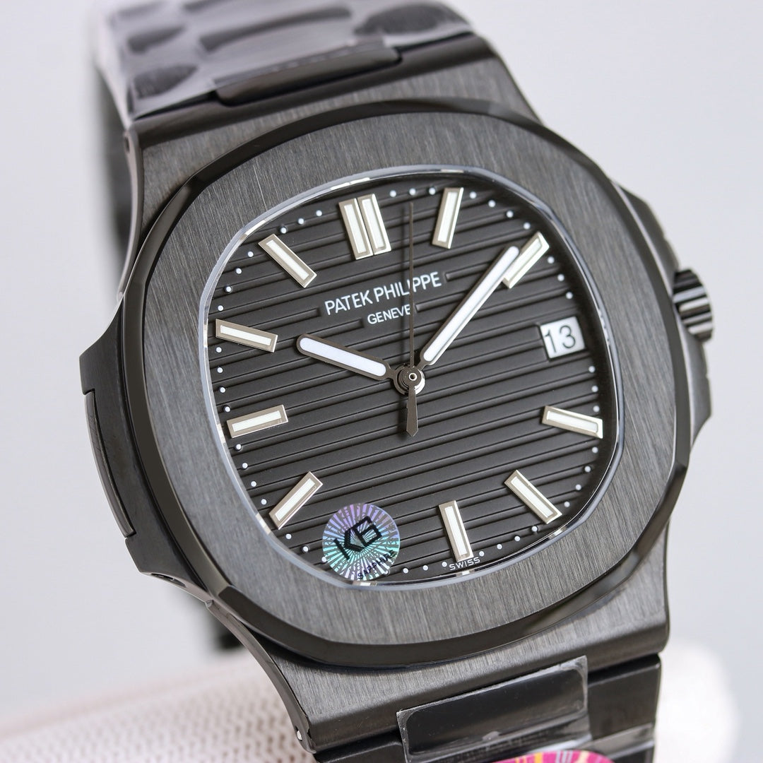 Black - Ultra-thin - Black 904L Steel - Automatic - 40mm