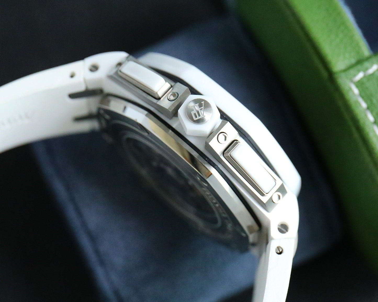 Replacement Compensation Watch - White Rubber- Automatic - 44mm