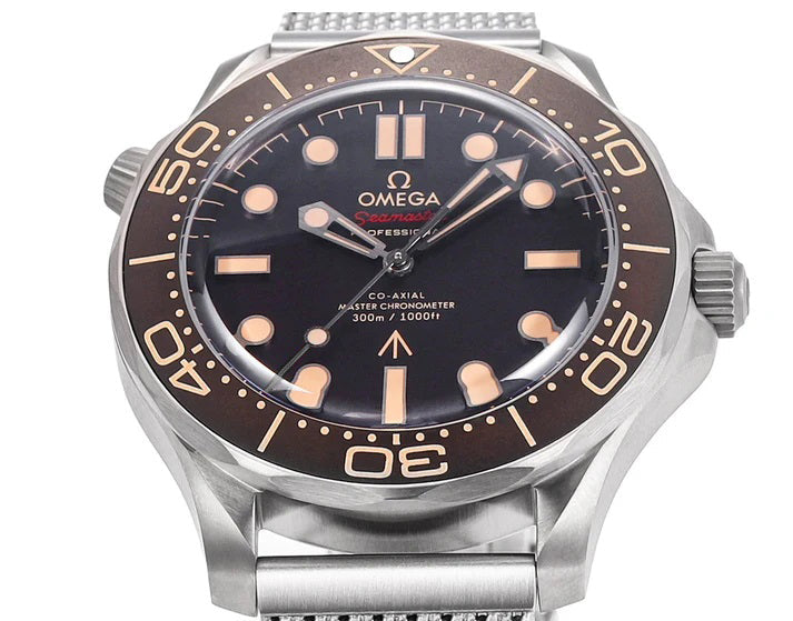 Grey -210.90.42.20.01-Black Titanium - 904L Steel - Automatic - 42mm