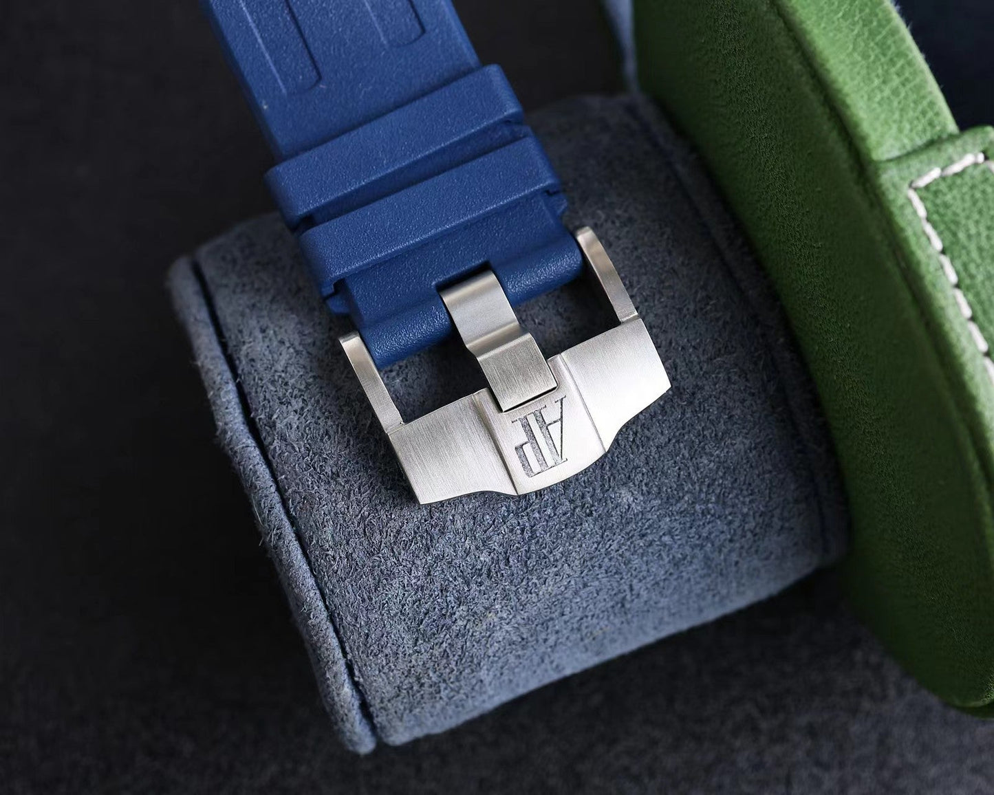 🔥limited-time offer! Blue 904L Steel -Blue Rubber - Quartz - 42mm