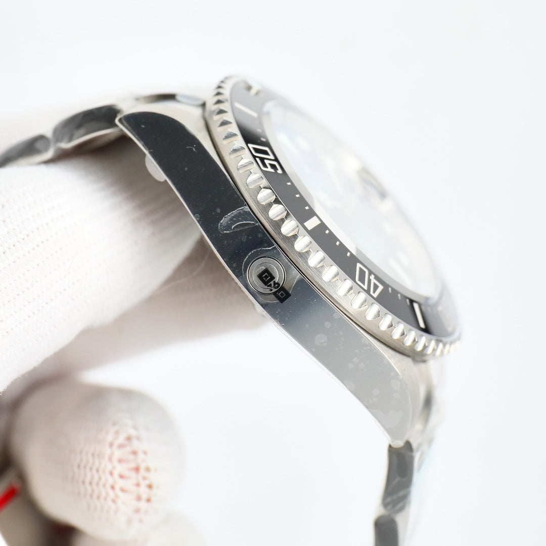 L Size - P-Hunter -Blue Black -White 904L Steel -Automatic- 44mm