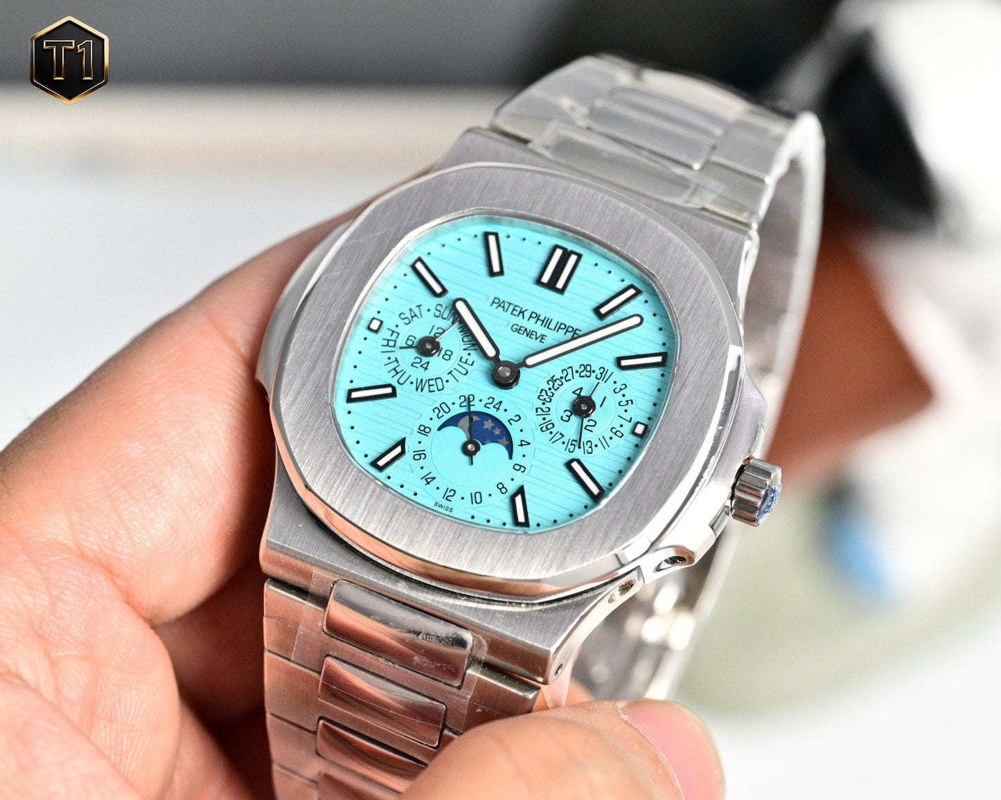 Baby blue - Silver 904L Steel - Automatic 240- 40mm