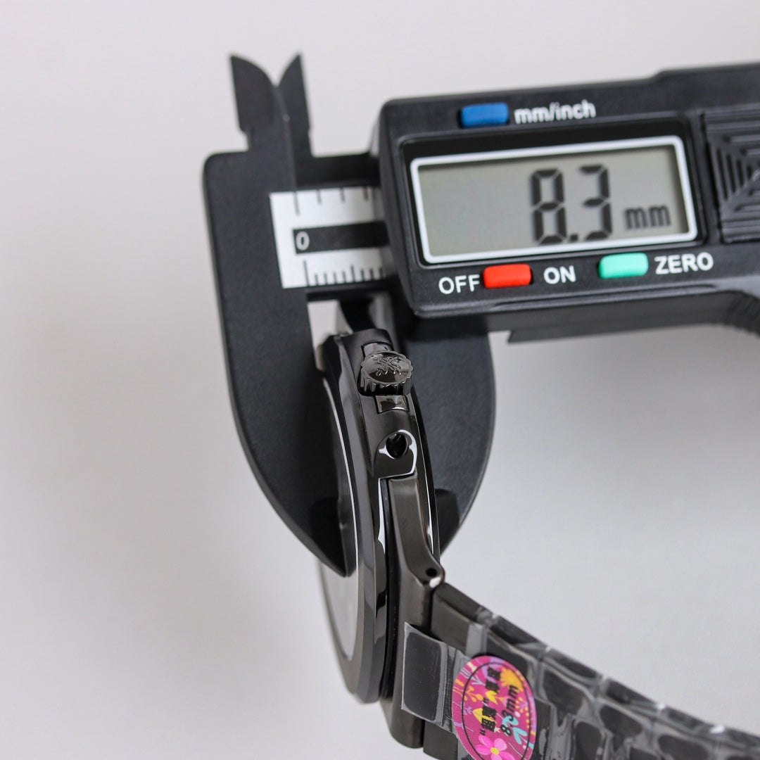 Black - Ultra-thin - Black 904L Steel - Automatic - 40mm