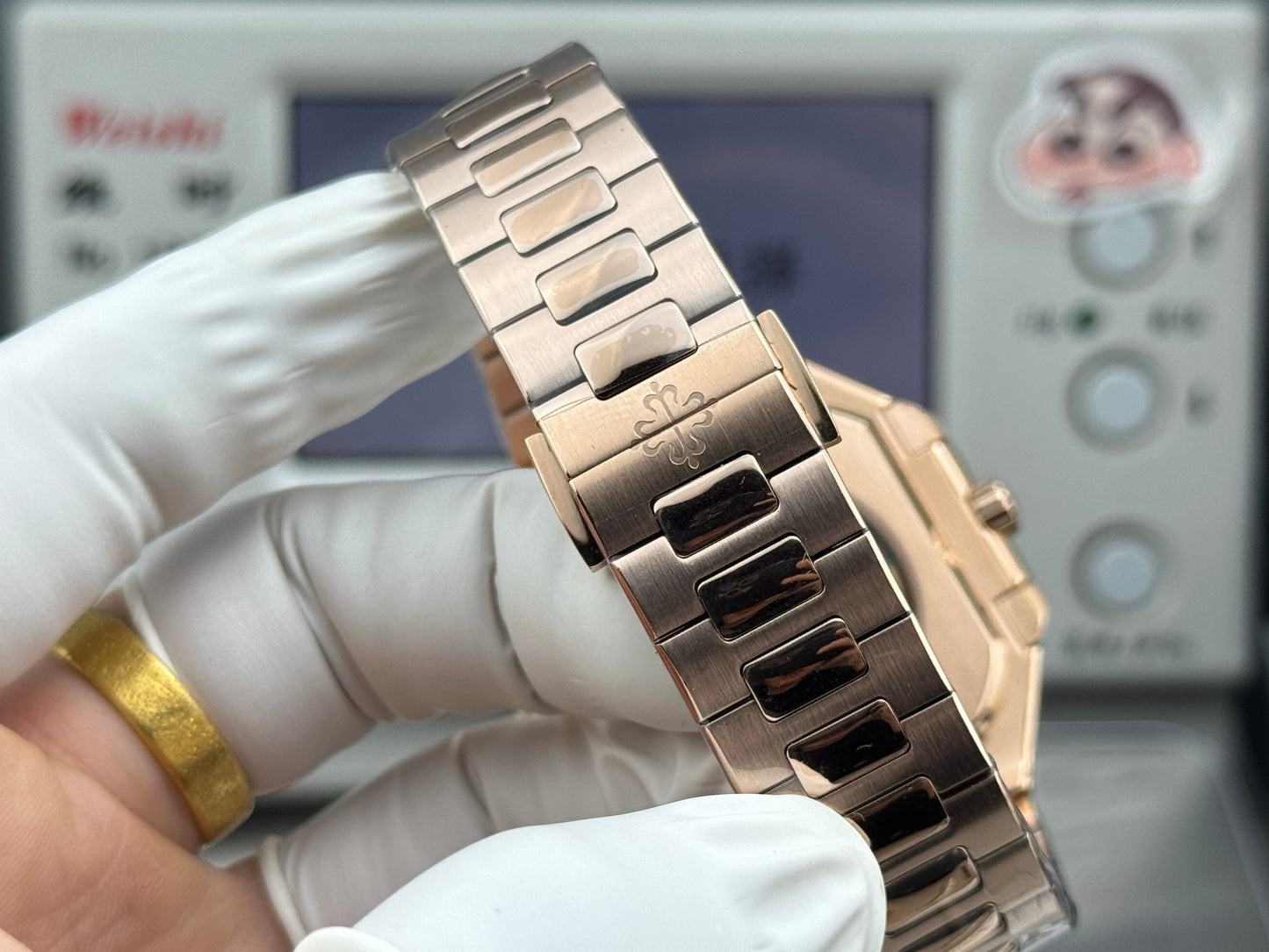White Square - Ultra-thin - Rosegold 904L Steel - Automatic 330SC- 45mm