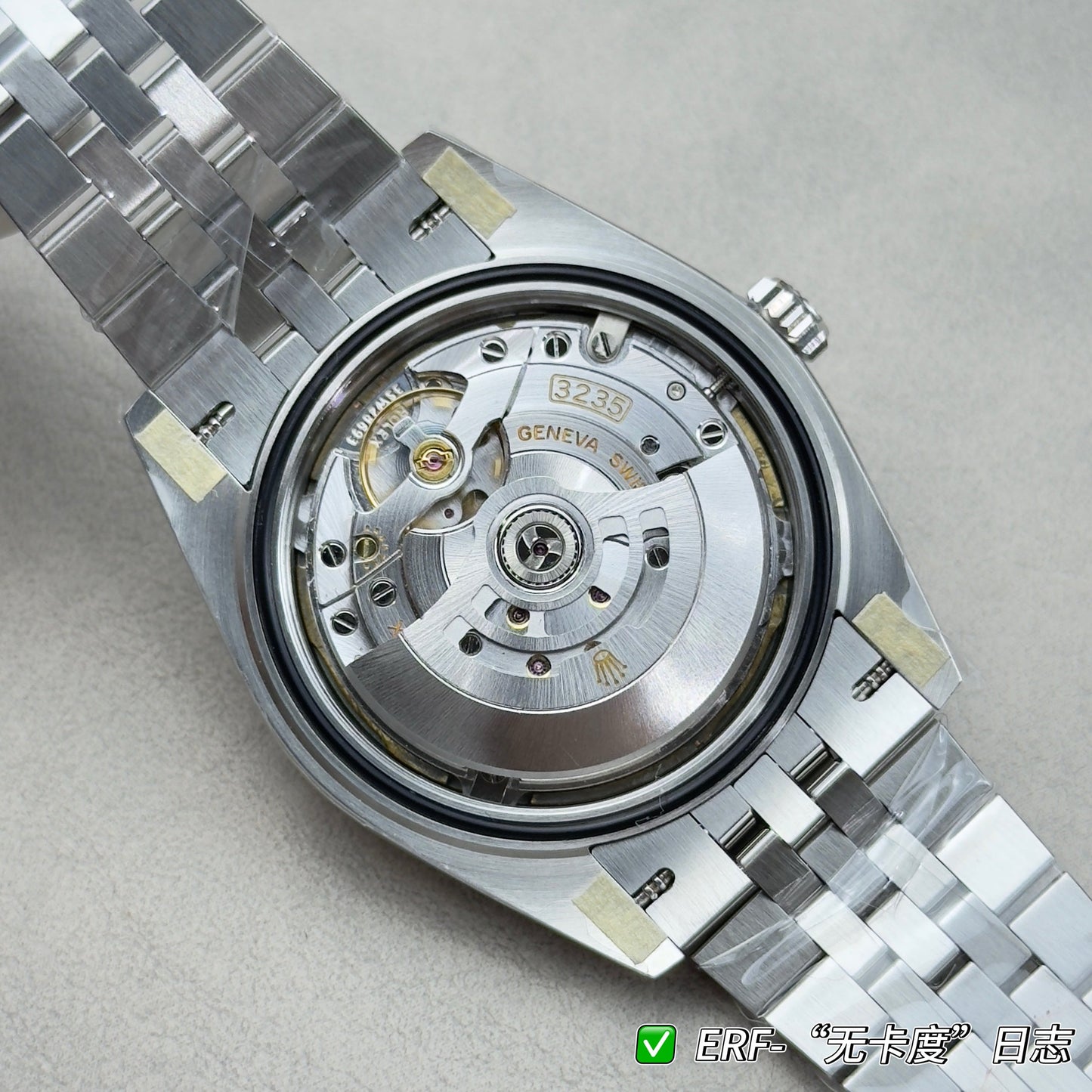 Gradient green - Silver 904L Steel- Automatic - 41mm