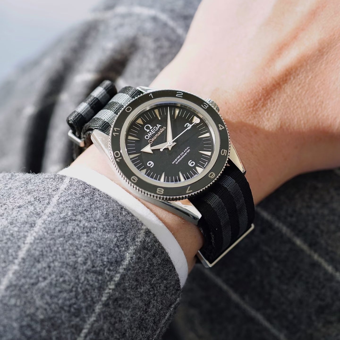 Black Silver - Black Grey Strap - Automatic - 41mm