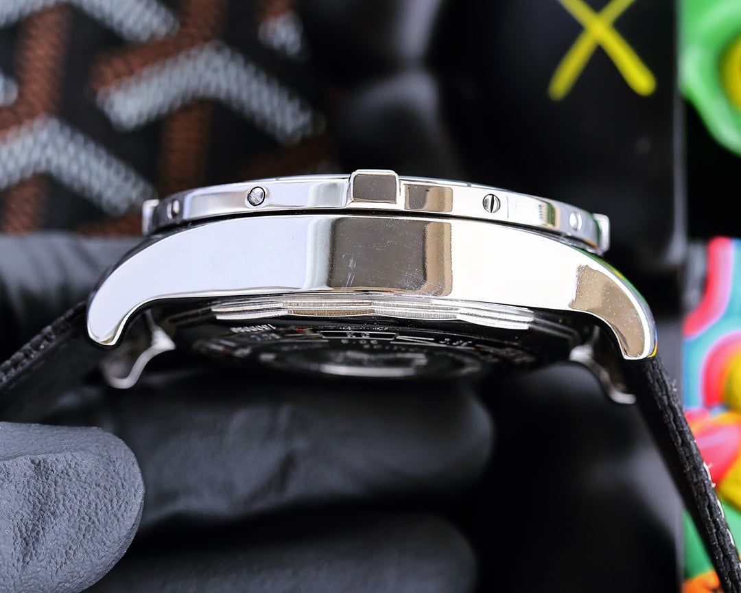 Chronograph -Black Ceramic White - Black Rubber - Quartz - 43mm