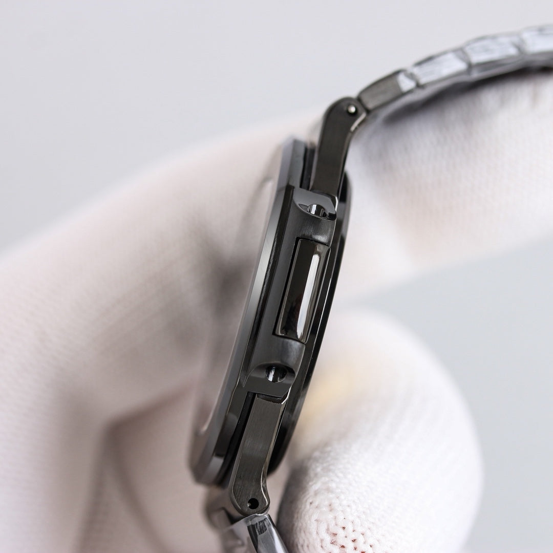 Black - Ultra-thin - Black 904L Steel - Automatic - 40mm