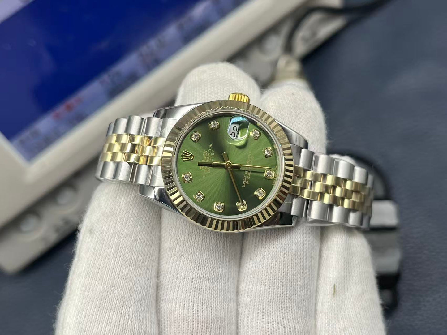 LADY -Green -Rhinestone bezel- 904L Steel - cal.2671 -Automatic - 31mm